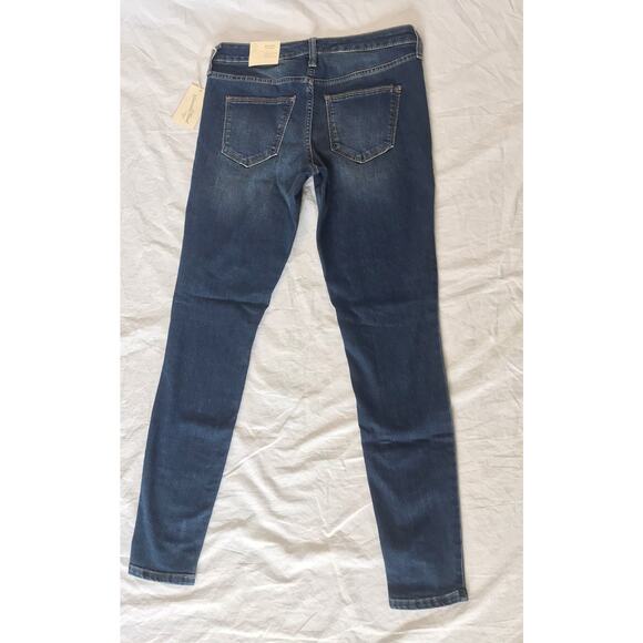 universal thread jegging  4/27Reg‎ - Picture 5 of 6